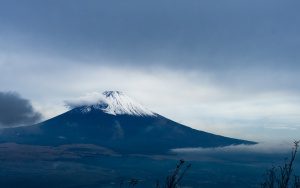 富士山　どっちの県